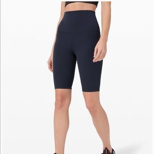 Lululemon Align super high rise short 10”